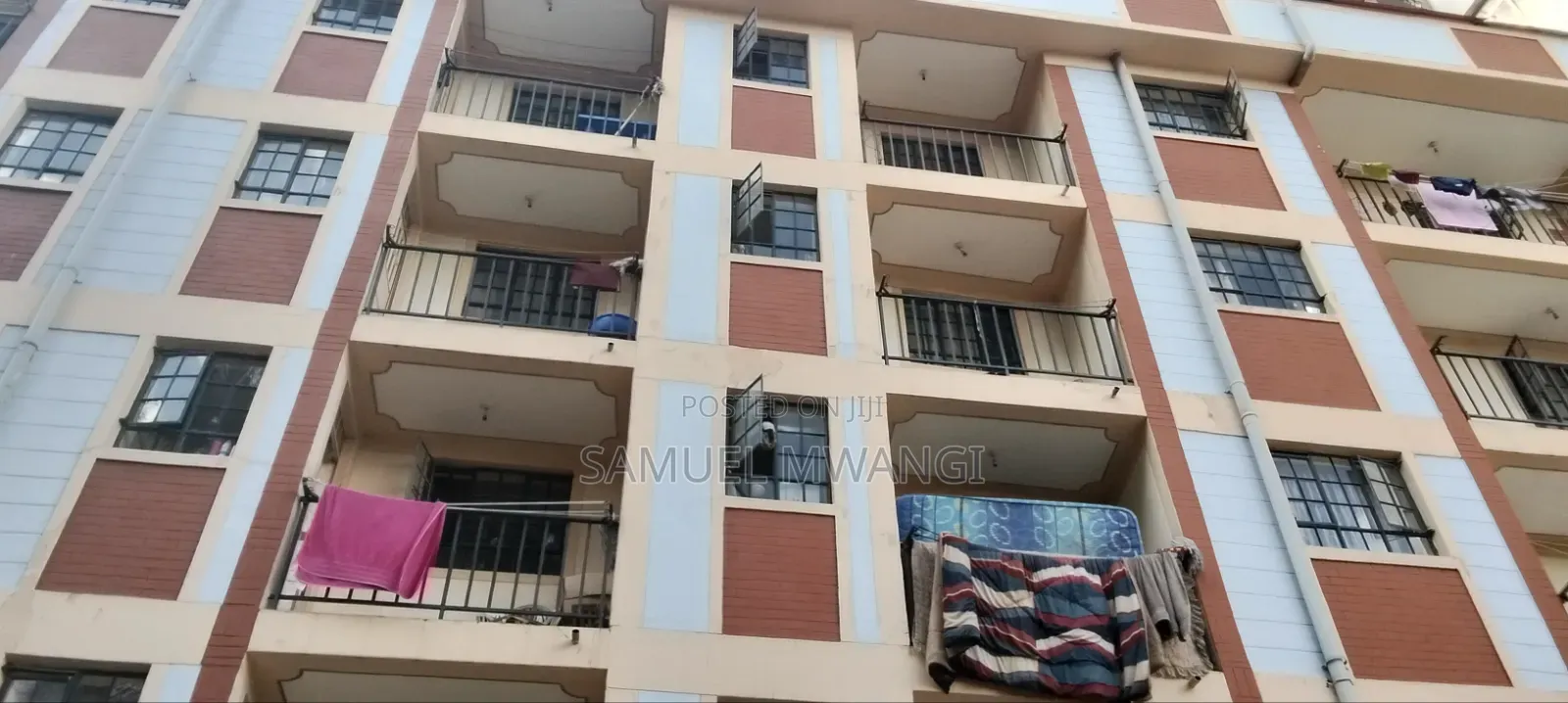 2bdrm Block of Flats in South B for sale