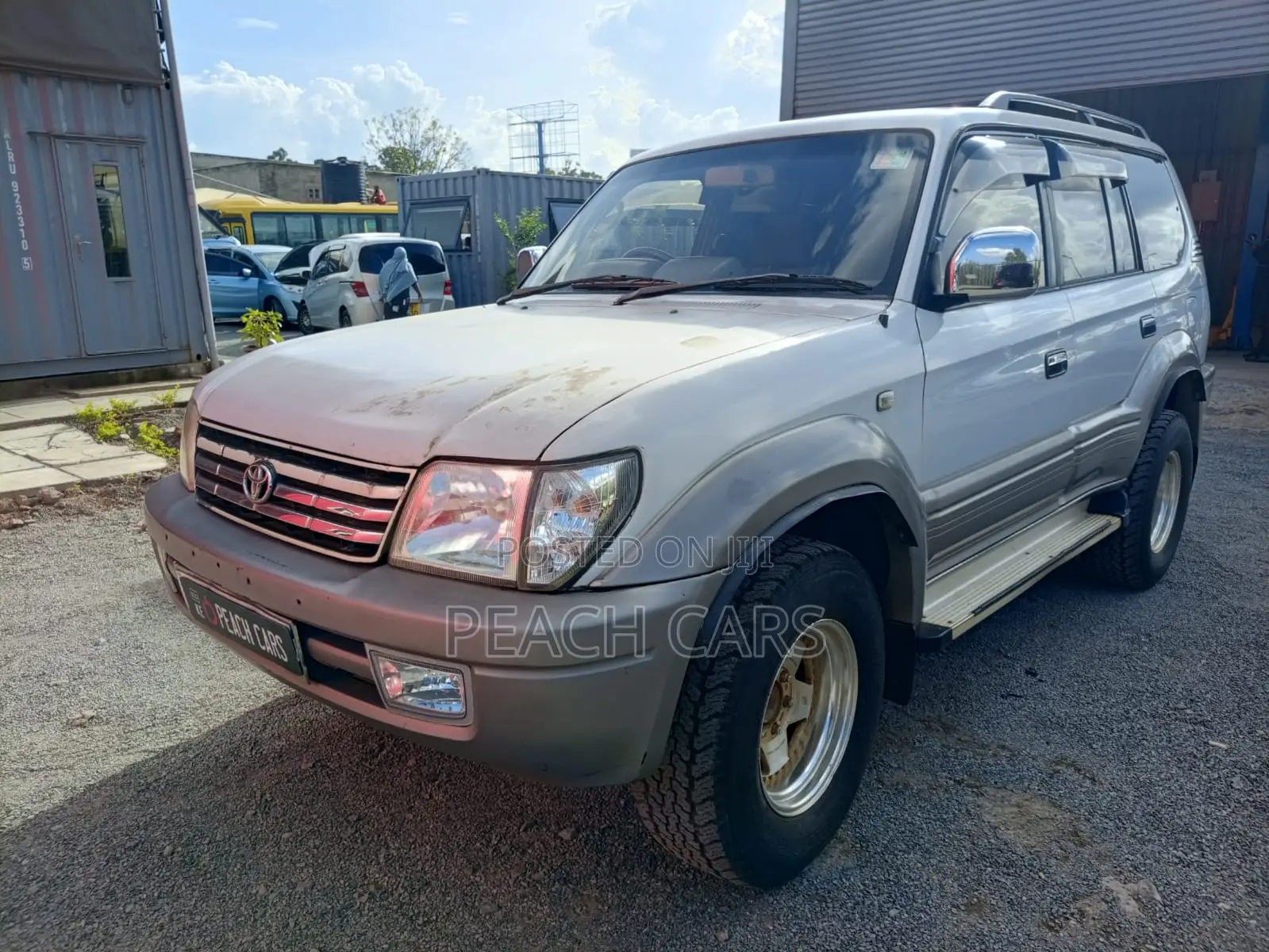 Toyota Land Cruiser Prado 2010 White