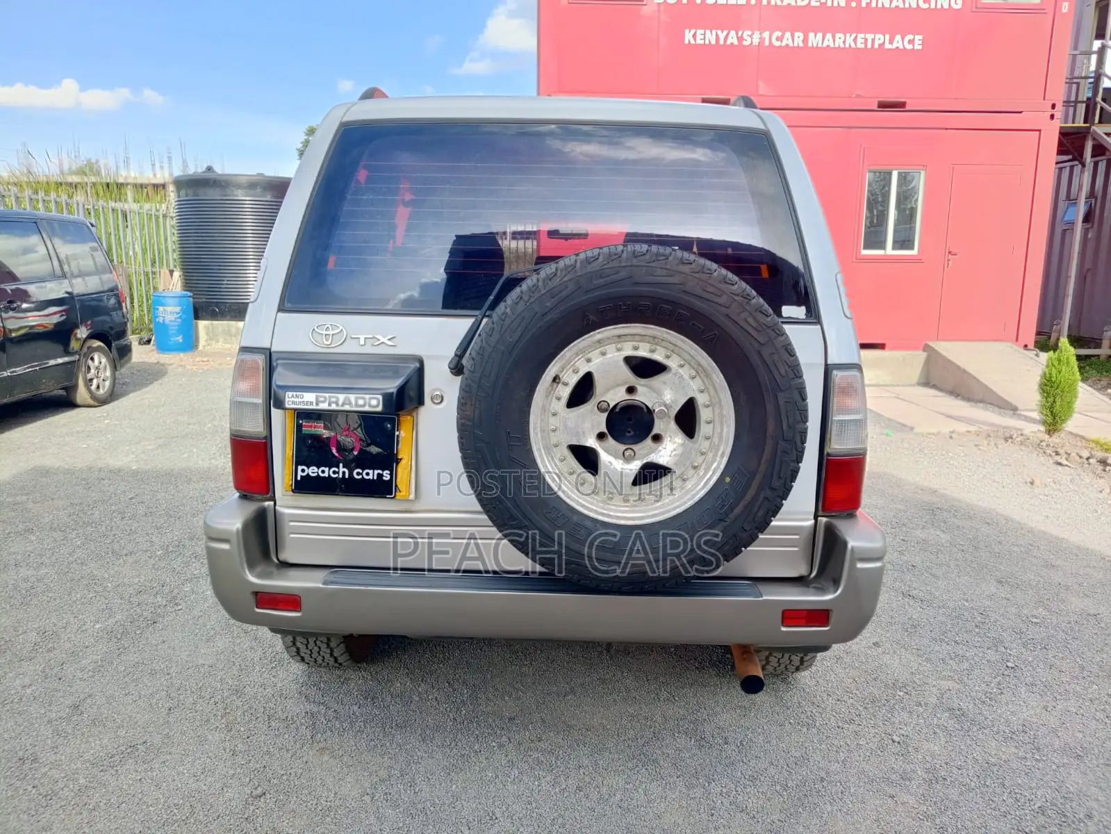 Toyota Land Cruiser Prado 2010 White