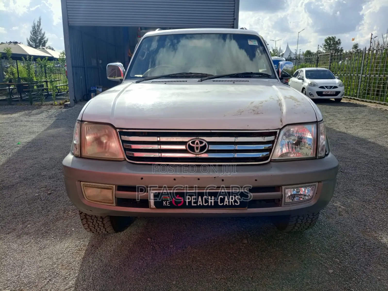 Toyota Land Cruiser Prado 2010 White