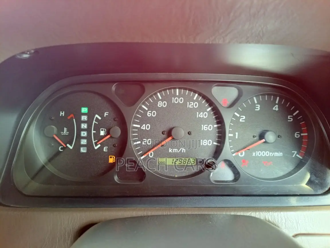 Toyota Land Cruiser Prado 2010 White