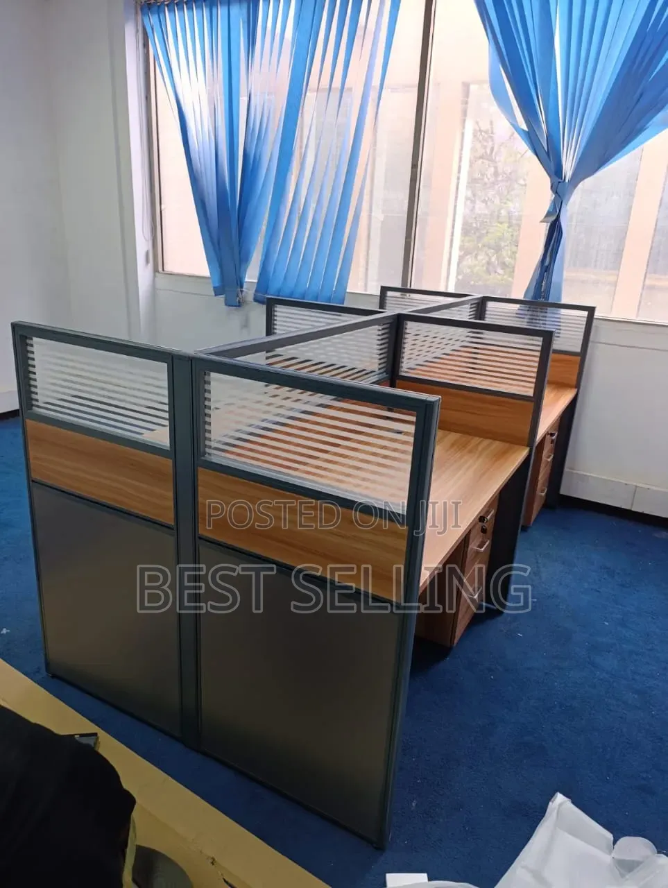 White Black 4 Way Working Station Aluminum Metal
