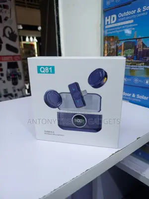 Q81 Wireless Lavalier Mic Dual Clip-on With Charging Case