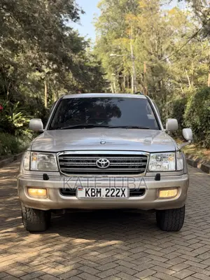Toyota Land Cruiser 2005 Beige