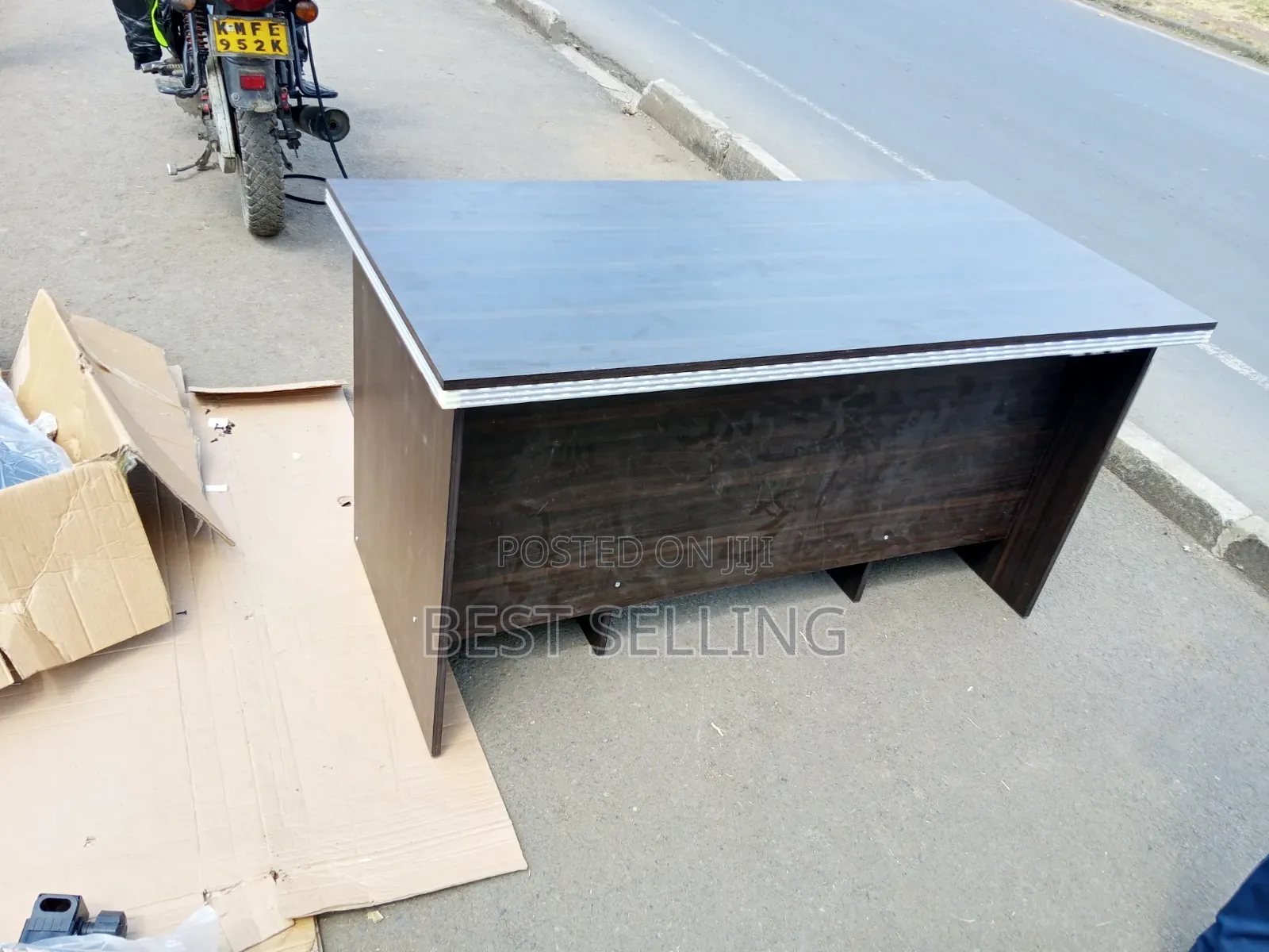 1.2m Brown Executive Office Desk