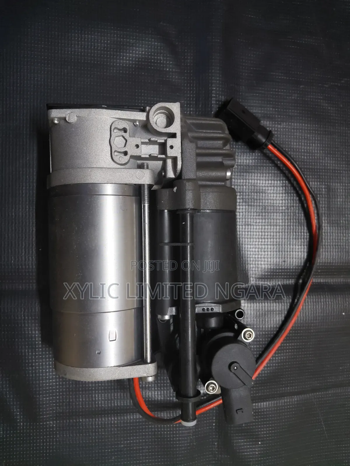 Mercedes W212 W218 Air Suspension Compressor
