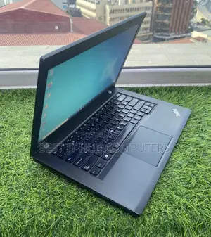 Laptop Lenovo ThinkPad X240 8GB Intel Core i5 SSD 256GB