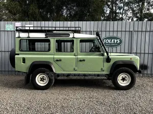 Land Rover Defender Station AWD 1997 Green