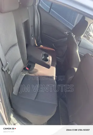 Mazda Axela SV Premium 2014 Gray