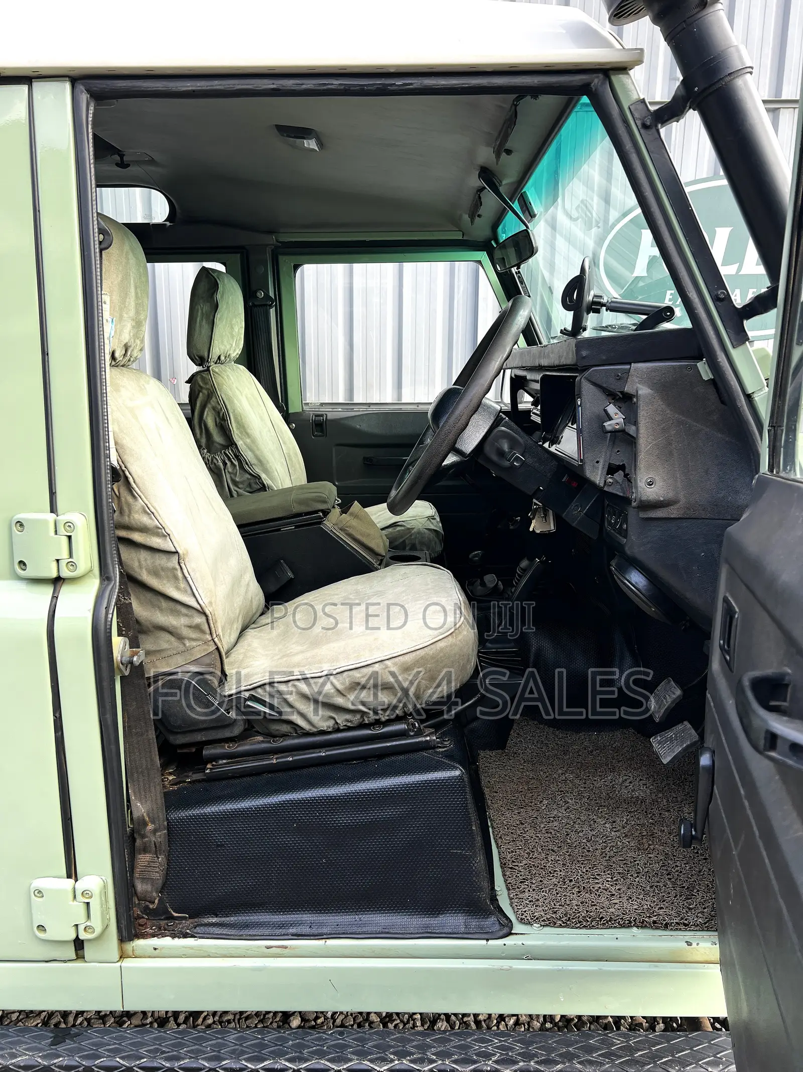 Land Rover Defender Station AWD 1997 Green