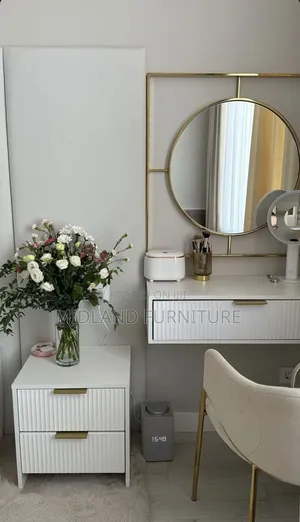 Night Stand/ Bedside Tables With Drawers Pay on Delivery 