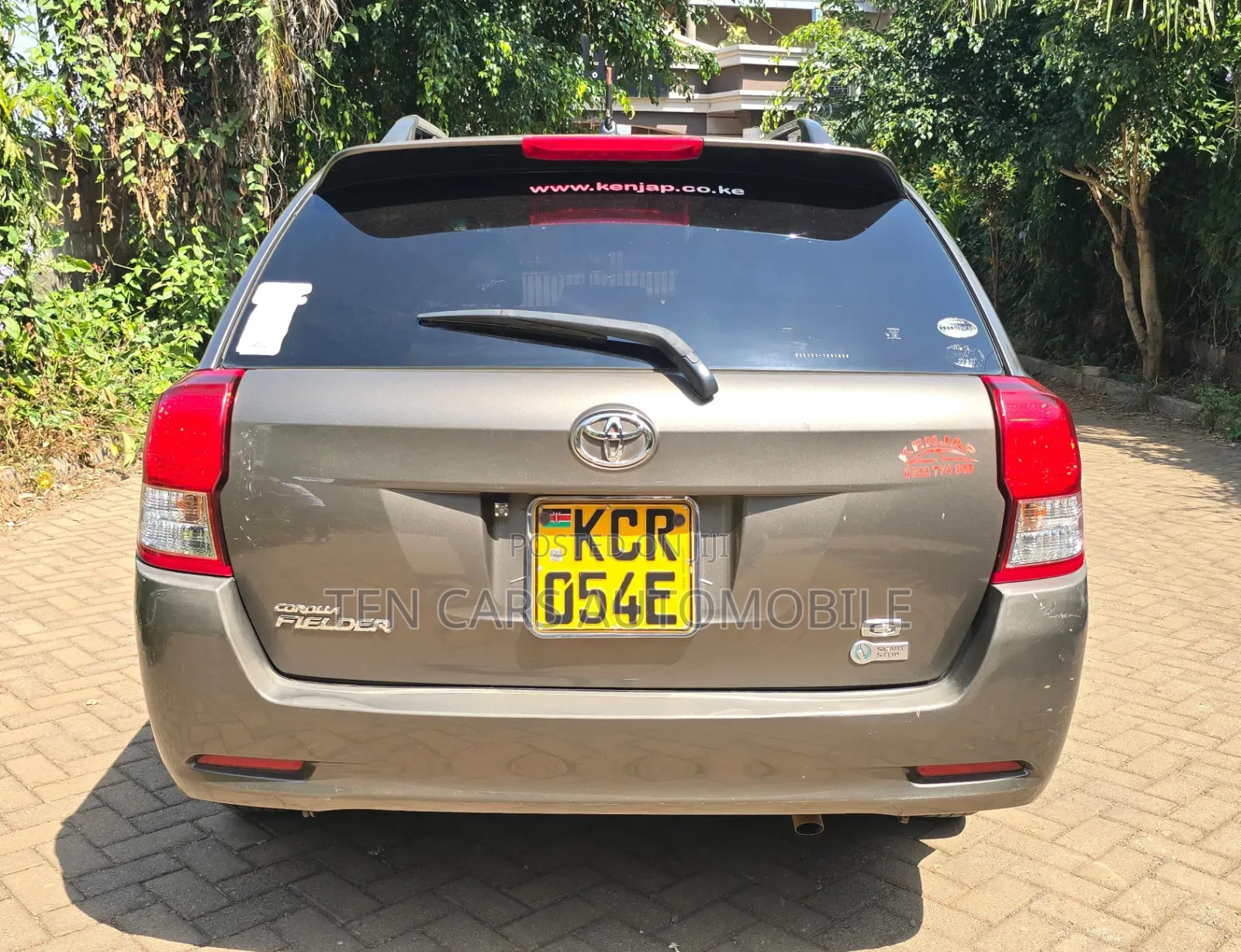 Toyota Corolla Fielder 2012 Gray