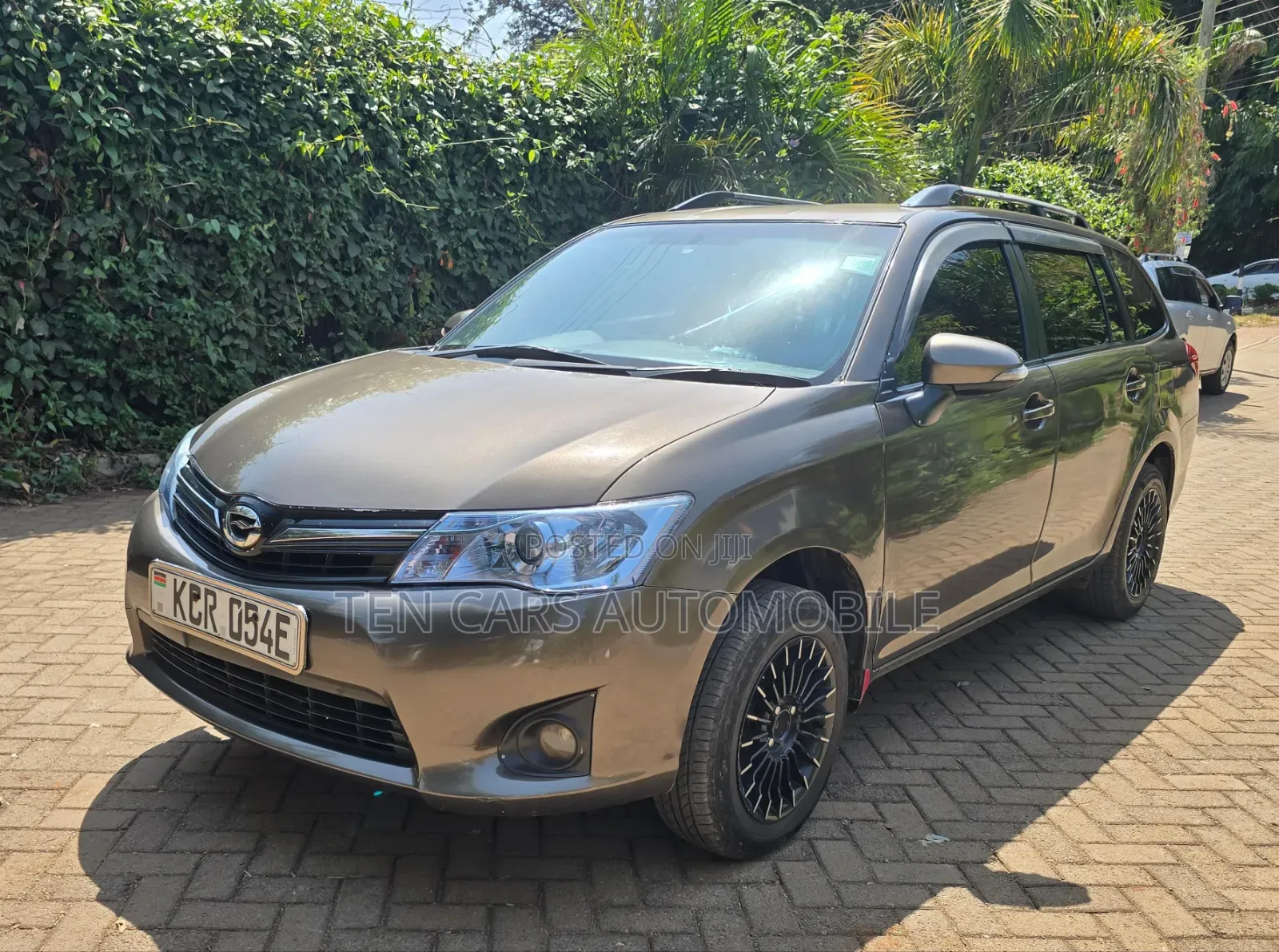 Toyota Corolla Fielder 2012 Gray