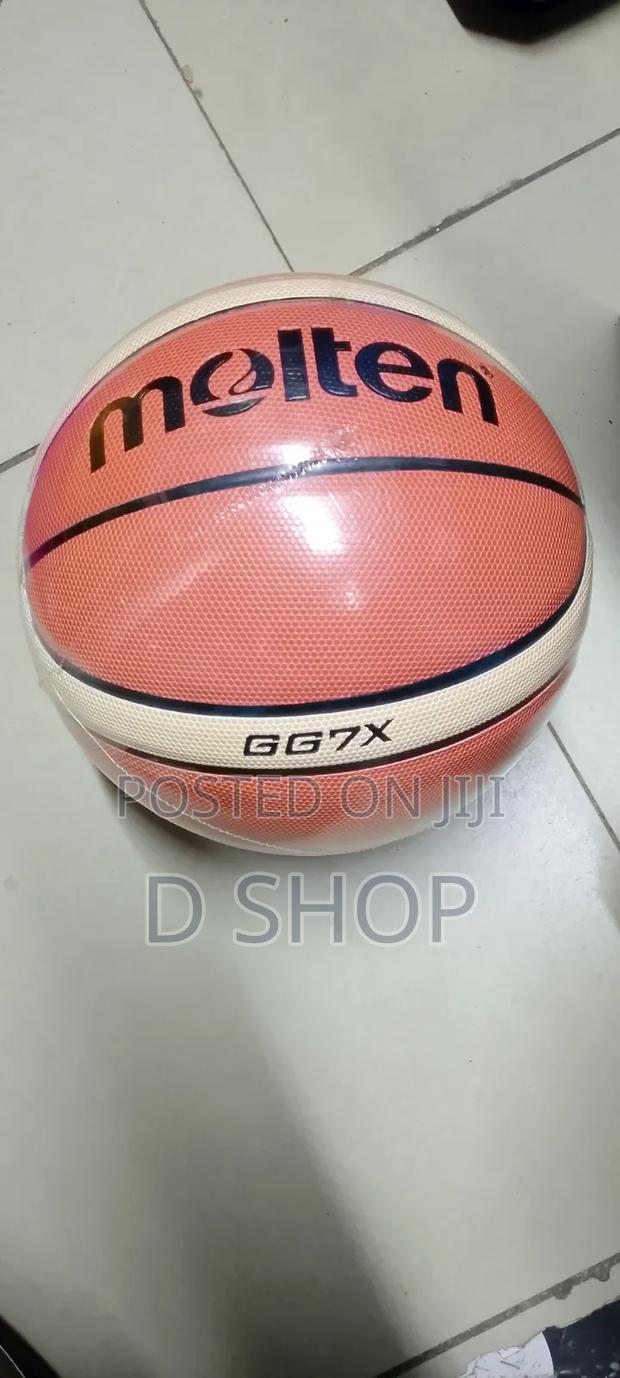 Size 7 Molten Basketball