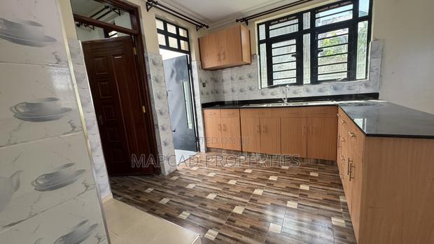 6bdrm Maisonette in Epz, Kitengela for rent - thumbnail 4