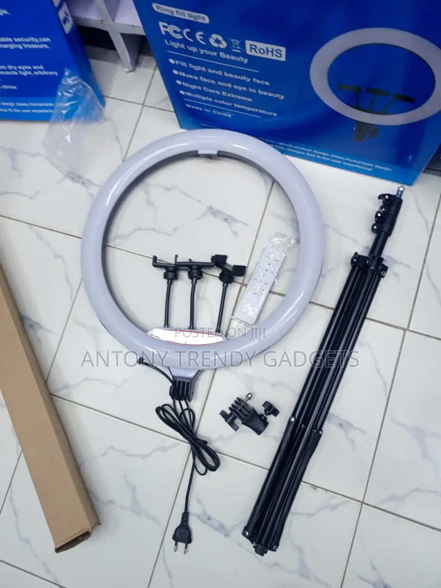 LJJ-45 18 Inch Fill Light With Tripod Phone Holders