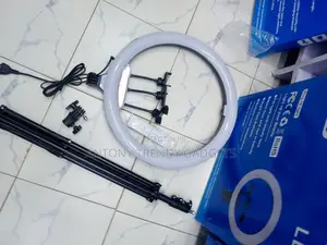 LJJ-45 18 Inch Fill Light With Tripod Phone Holders