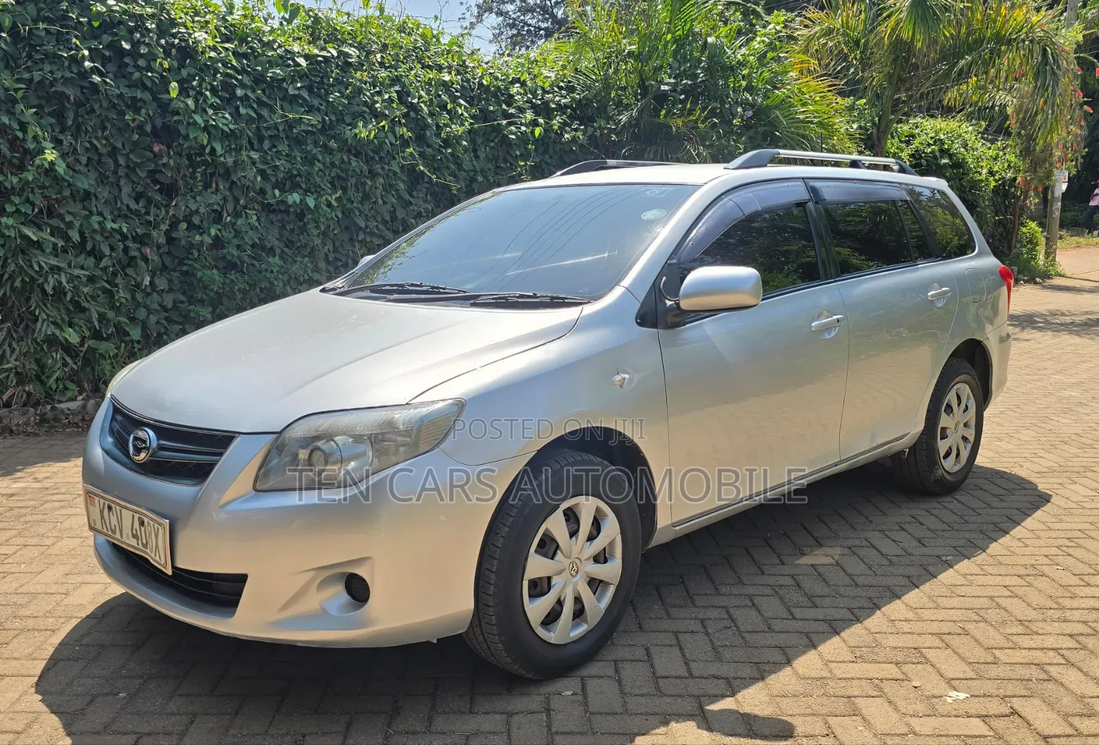 Toyota Corolla Fielder 2013 Silver