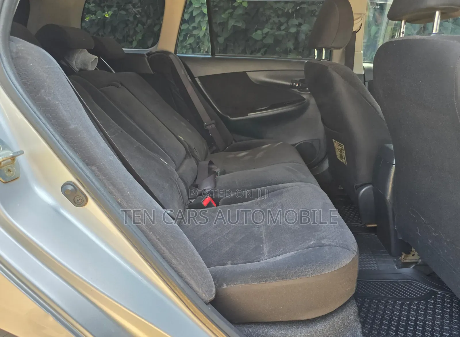 Toyota Corolla Fielder 2013 Silver