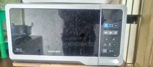 Samsung Microwave in Perfect Shape