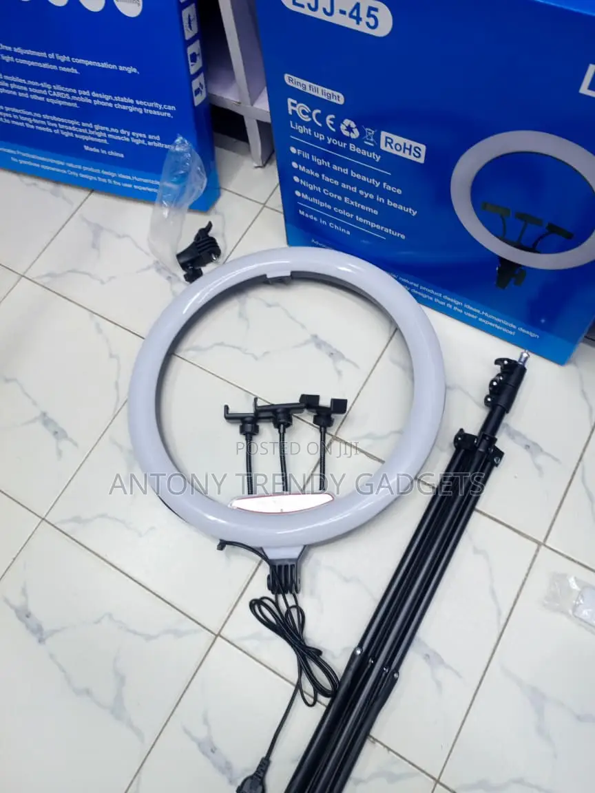 LJJ-45 Studio Ring Light for YouTube, TikTok Photography