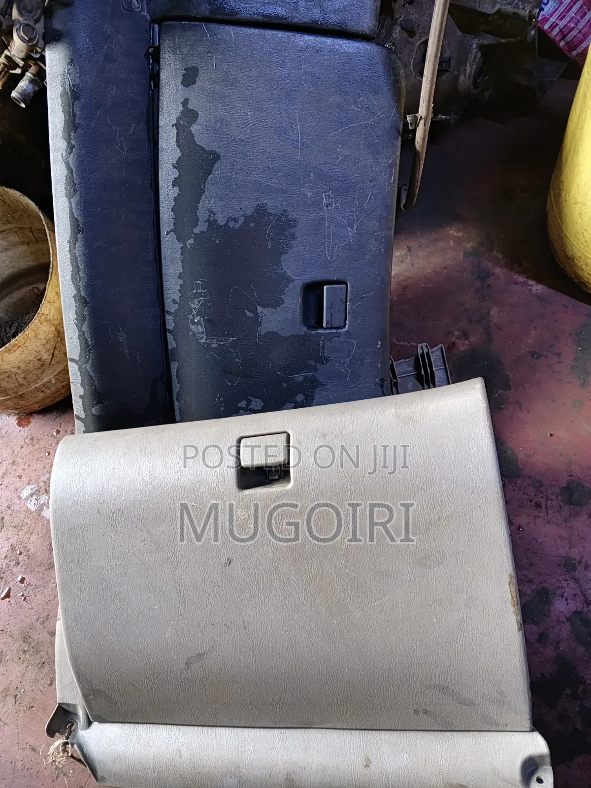 Toyota Corolla Glove Box
