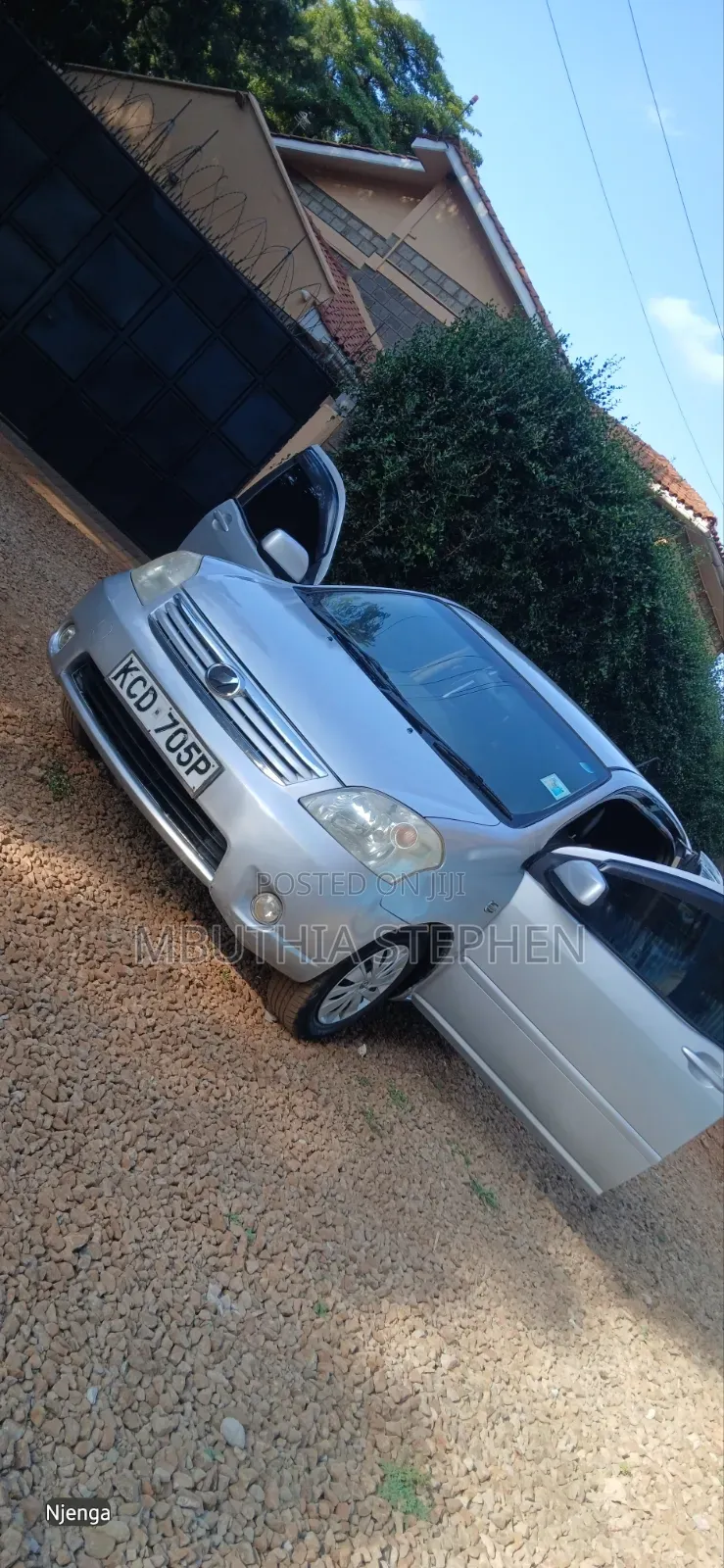 Toyota Raum 2009 Silver