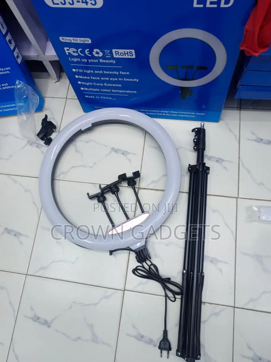 LJJ-45 18 Inch Studio Ring Light With Tripod Phone Mounts