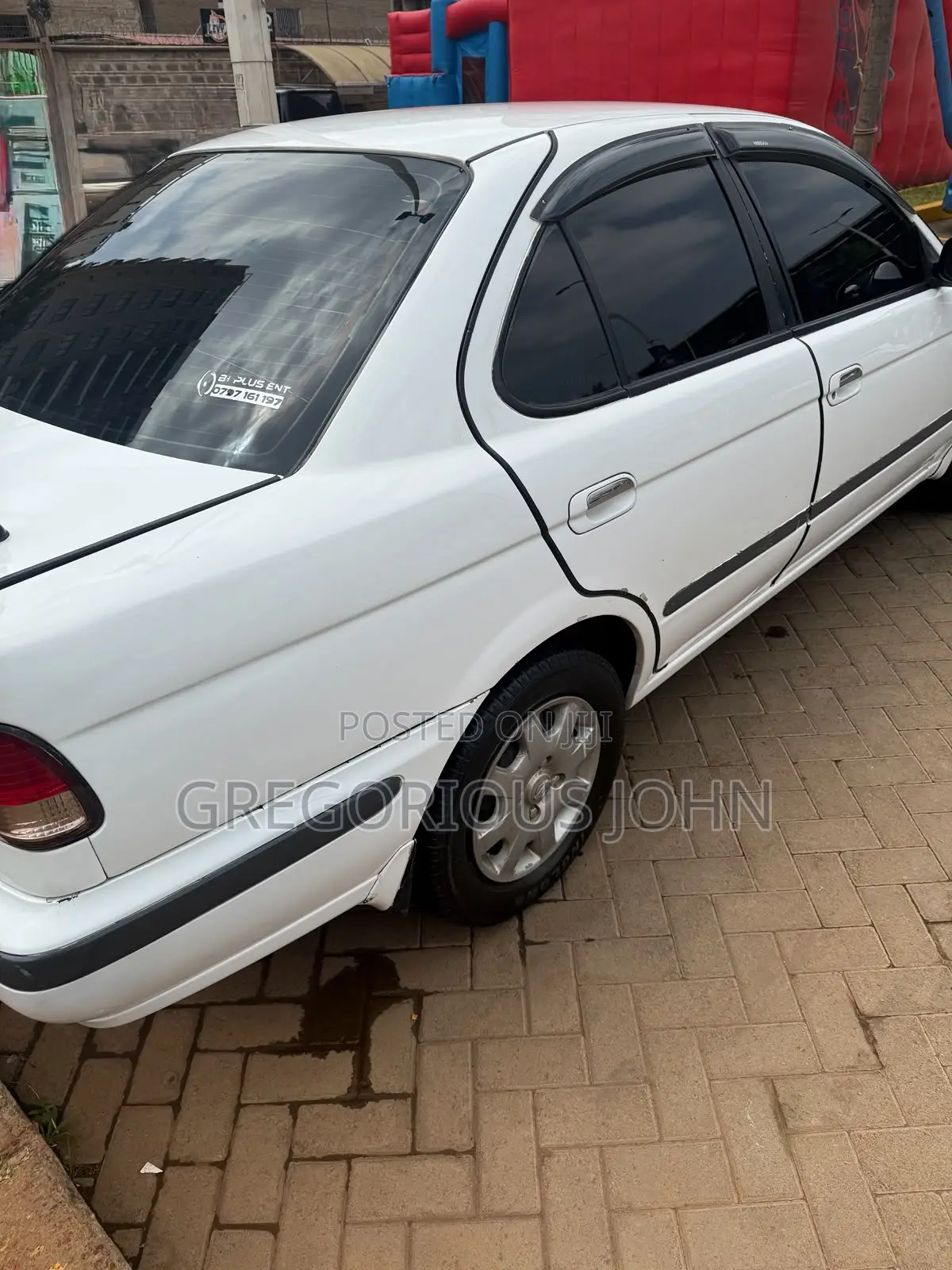 Nissan FB15 2000 White