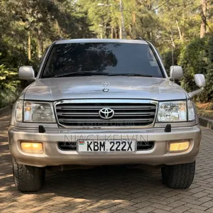 Toyota Land Cruiser 100 4.7 V8 Executive 2005 Gold