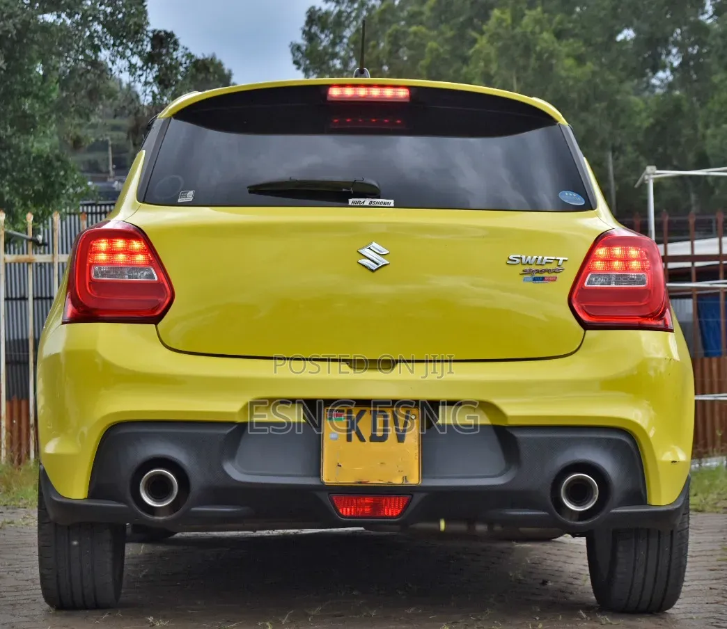 Suzuki Swift 2018 Yellow