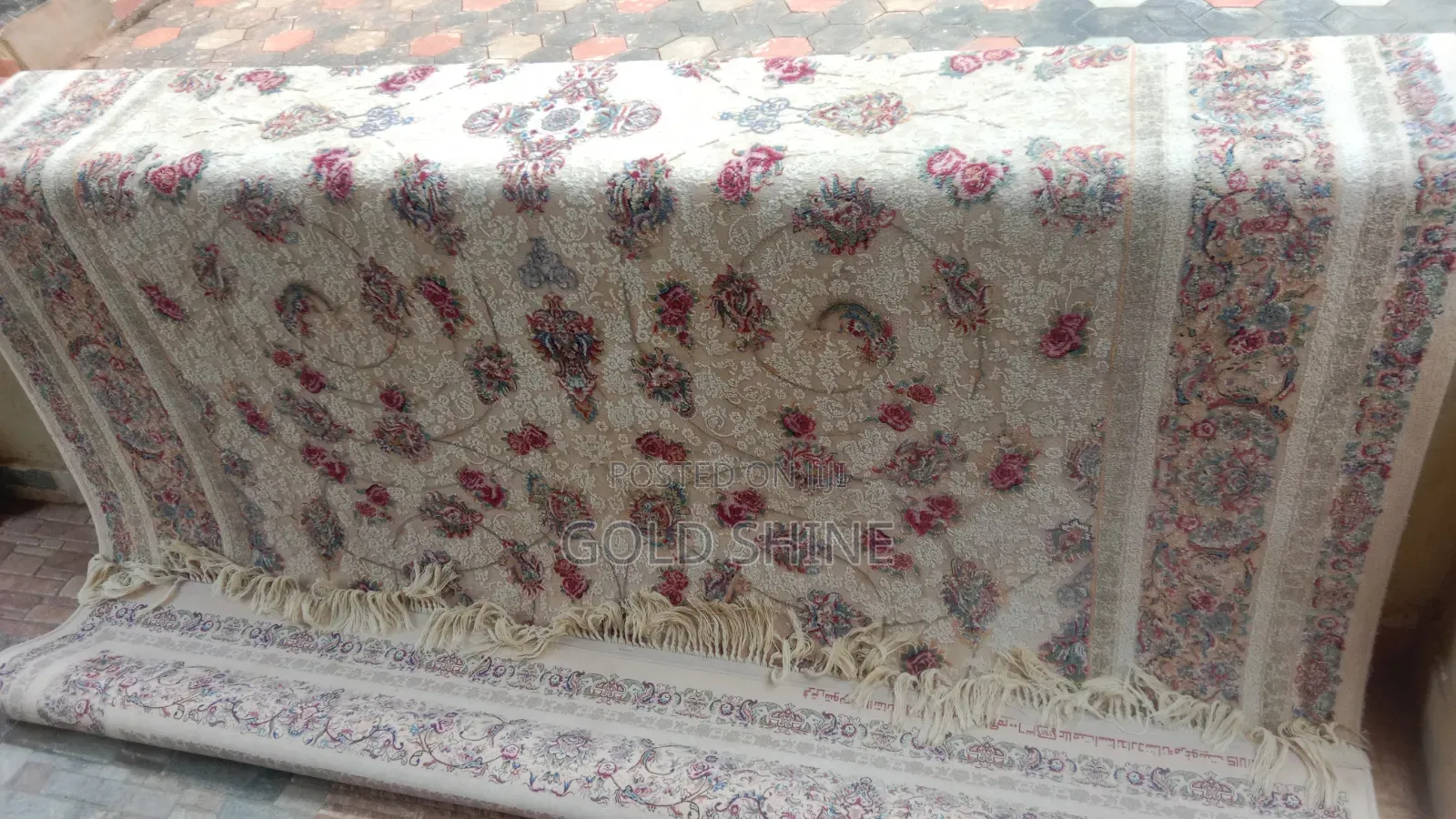Carpets Vacuum and Cleaning
