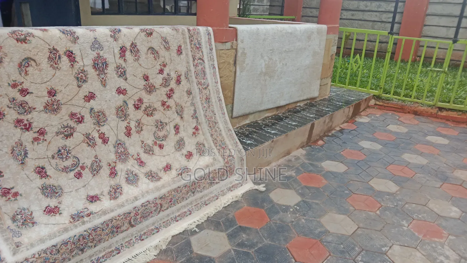 Carpets Vacuum and Cleaning