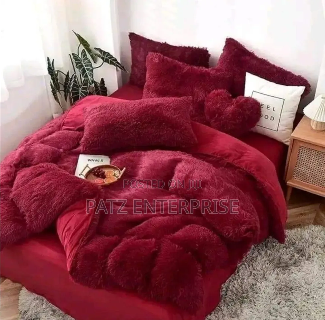 6pc Luxury Designs Velvet Plush Fluffy Duvet Set