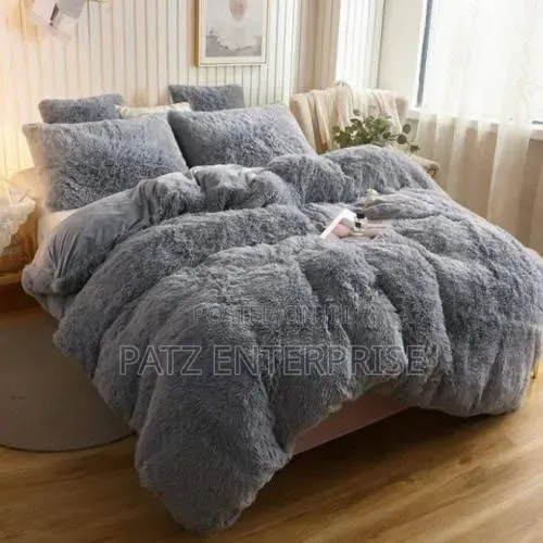 6pc Luxury Designs Velvet Plush Fluffy Duvet Set