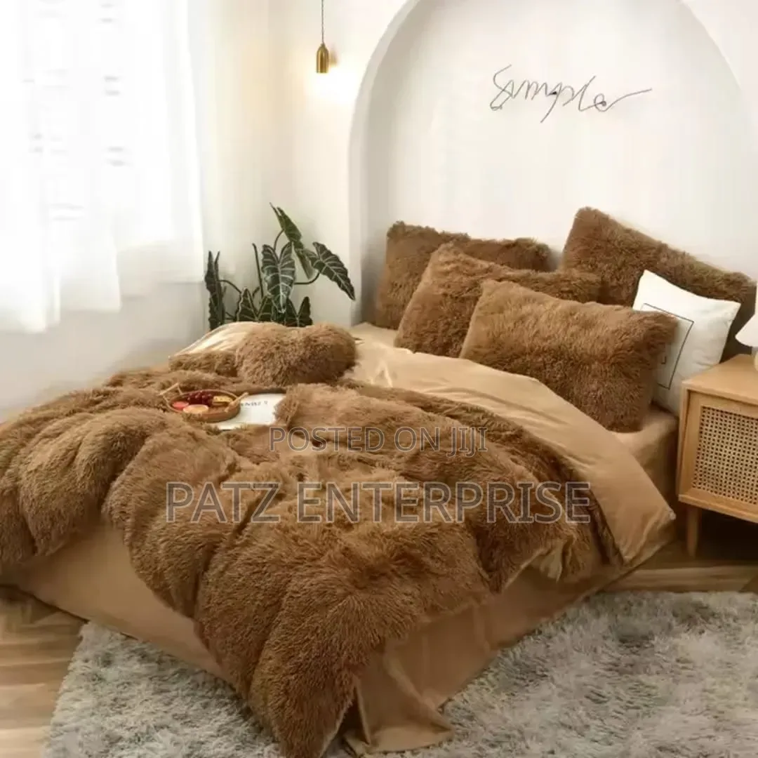 6pc Luxury Designs Velvet Plush Fluffy Duvet Set