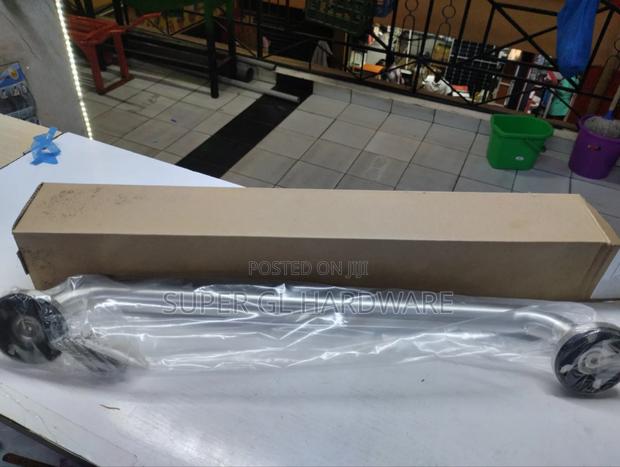 Chrome Grab Rail - thumbnail 2
