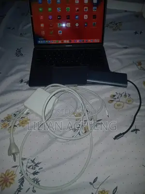 Laptop Apple MacBook Pro 2017 8GB Intel Core i5 SSD 128GB