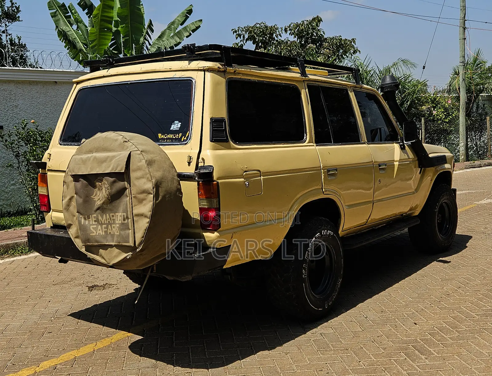 Toyota Land Cruiser Wagon 1981 Beige
