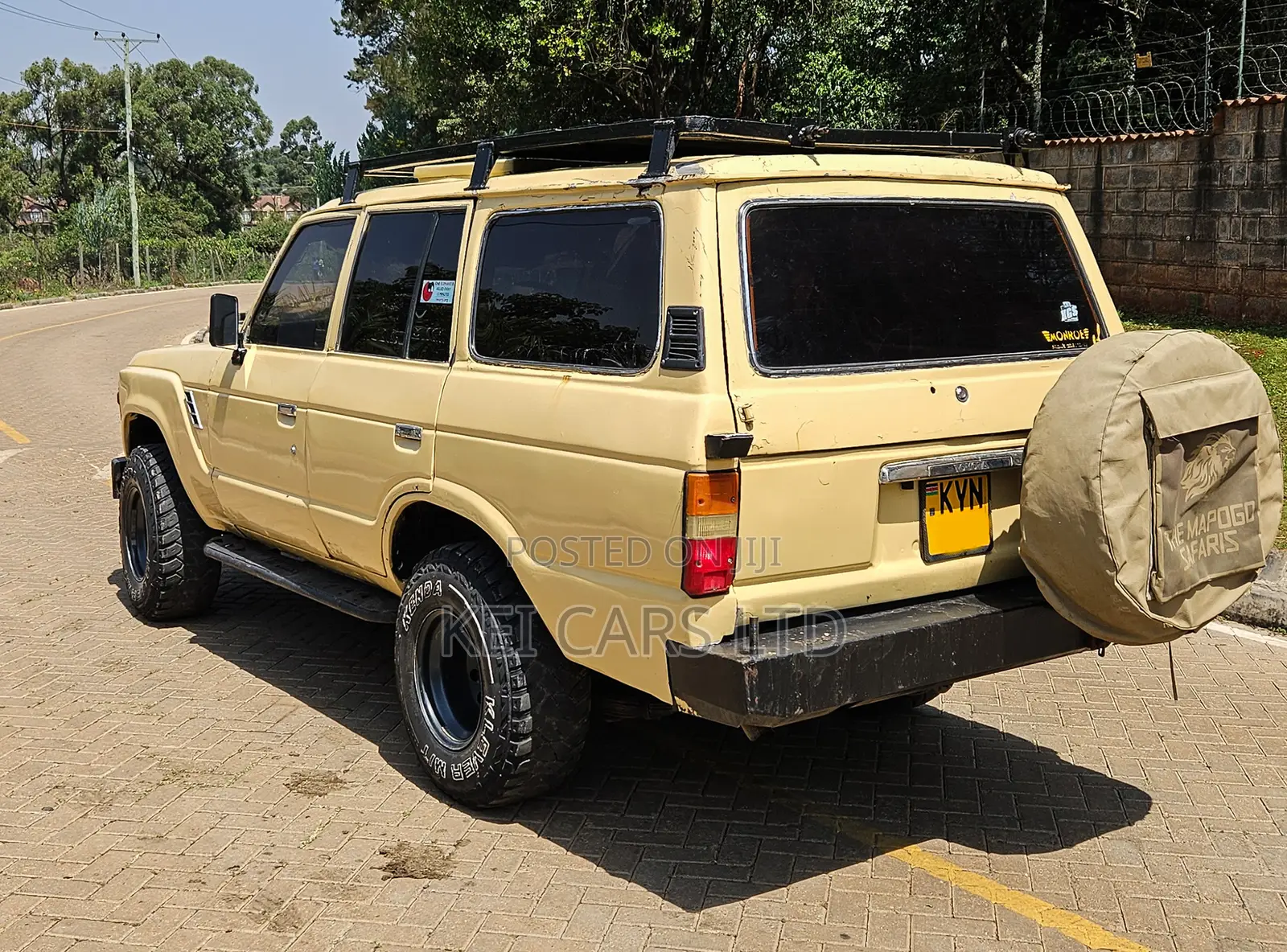 Toyota Land Cruiser Wagon 1981 Beige