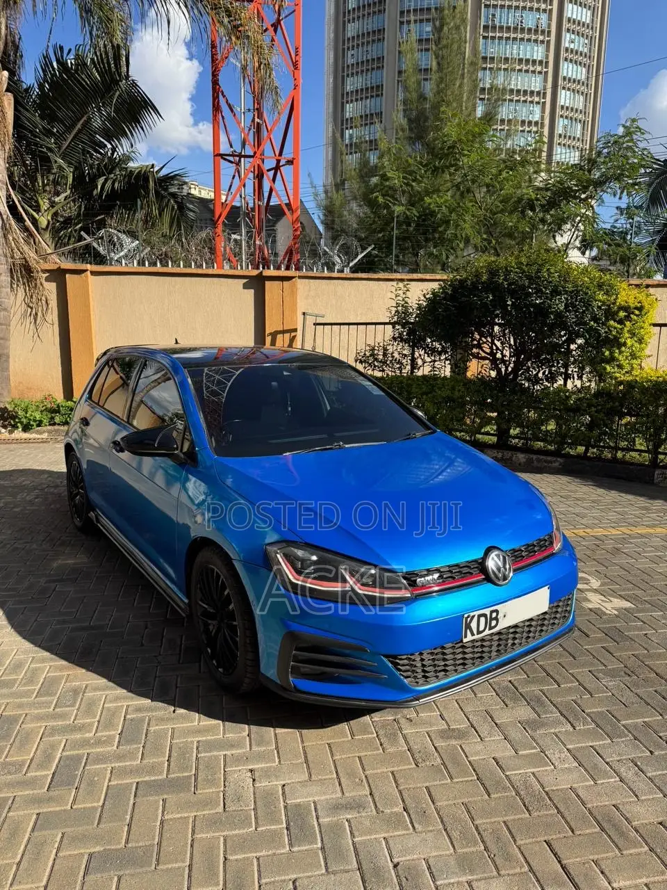 Volkswagen Golf 2017 Blue