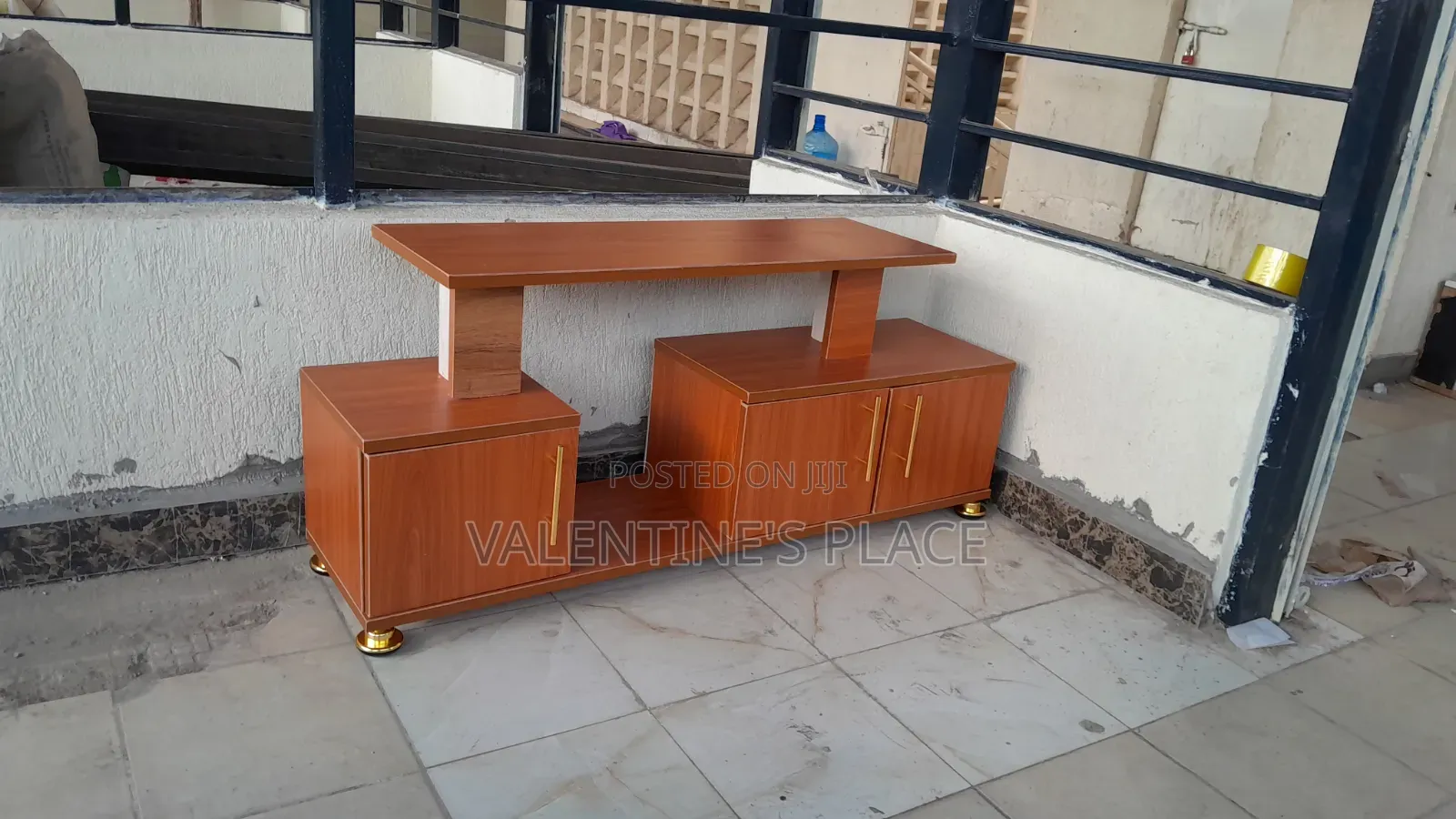 TV Stands With LED Lights 4ft , Holds Up 43" TV