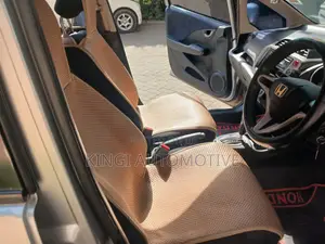Honda Fit 2012 Silver