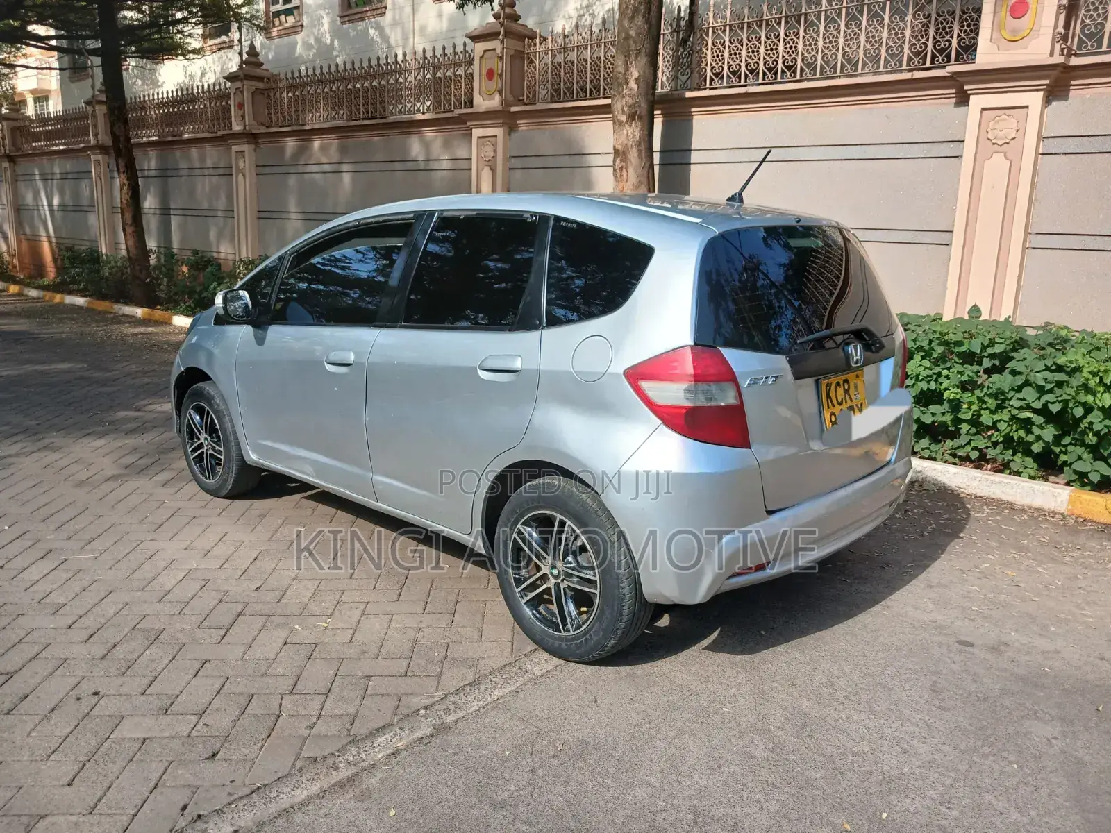 Honda Fit 2012 Silver