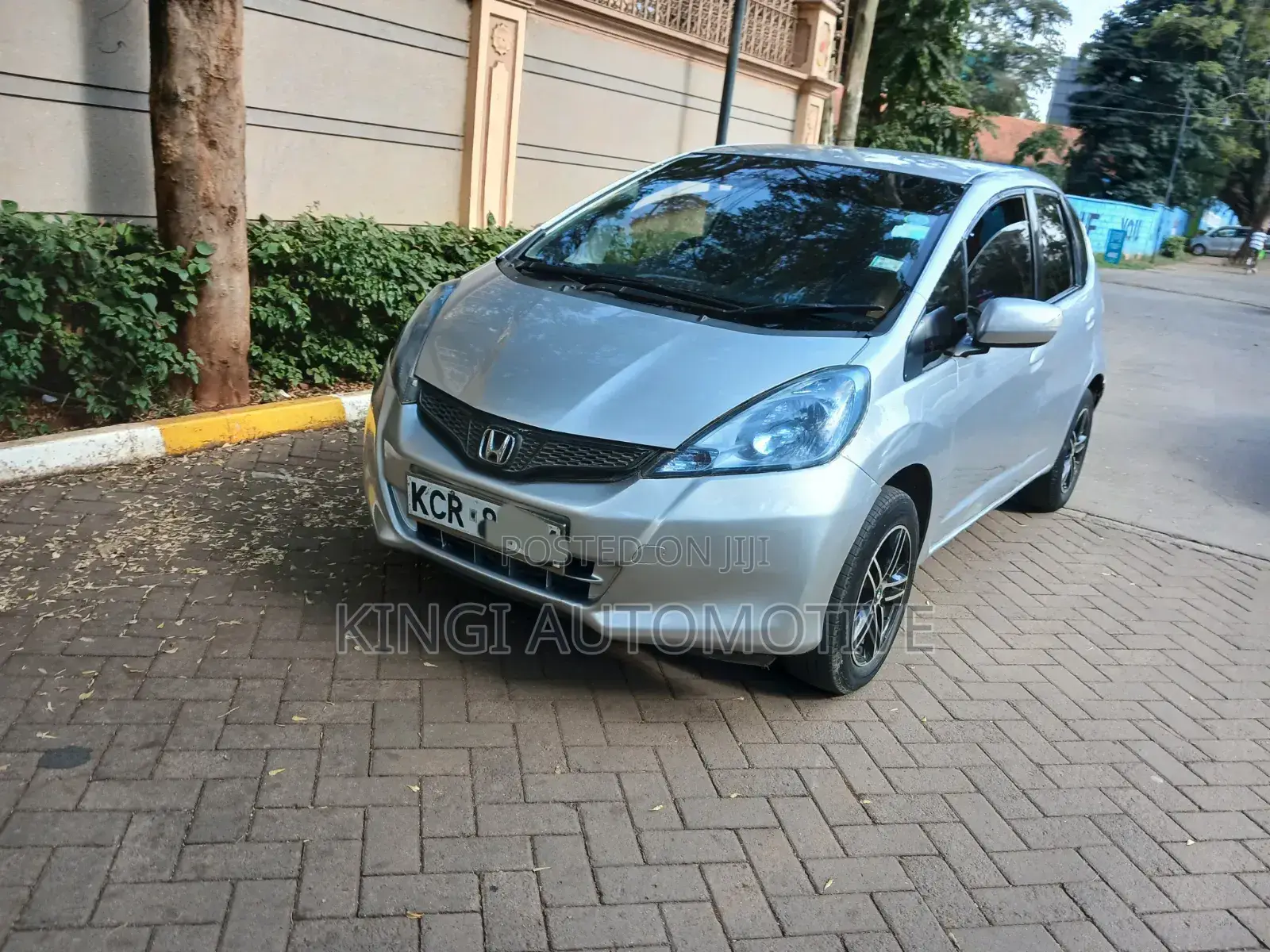 Honda Fit 2012 Silver