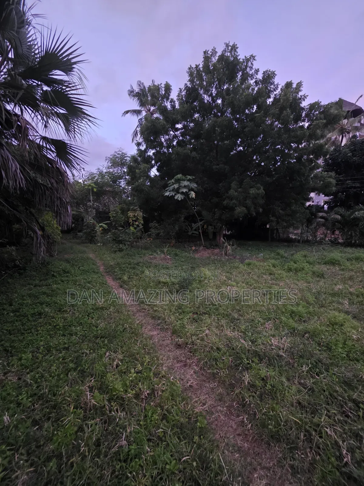 1/4 Acre Mtwapa Past Merry Villa for Sale Ideal for Commercial Propert