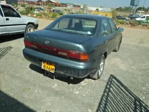 Toyota Corolla 1996 Green