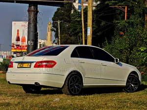 Mercedes-Benz E300 2010 White