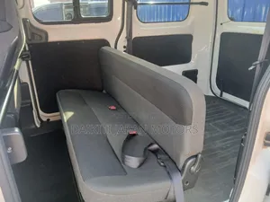 Nissan NV200 2018 White