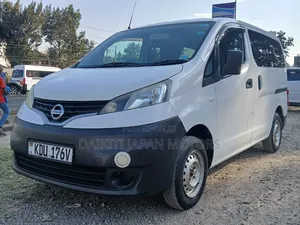 Nissan NV200 2018 White